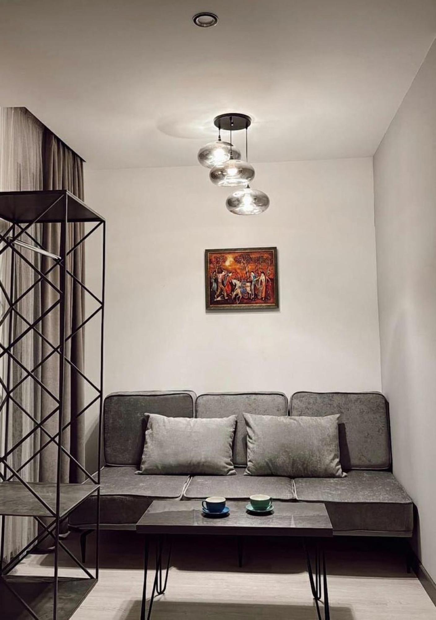 קוטאיסי Hotel Varla מראה חיצוני תמונה