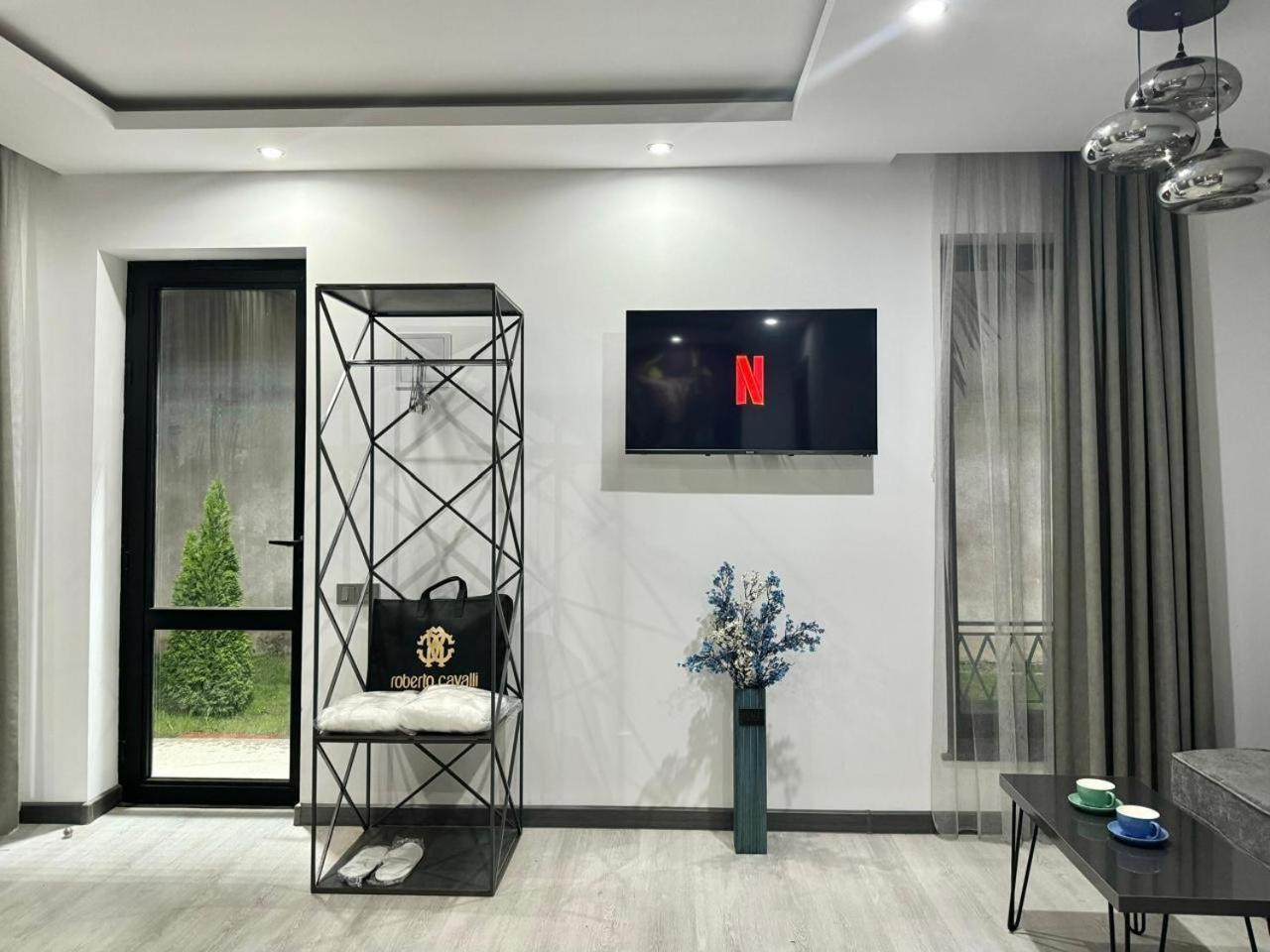 קוטאיסי Hotel Varla מראה חיצוני תמונה